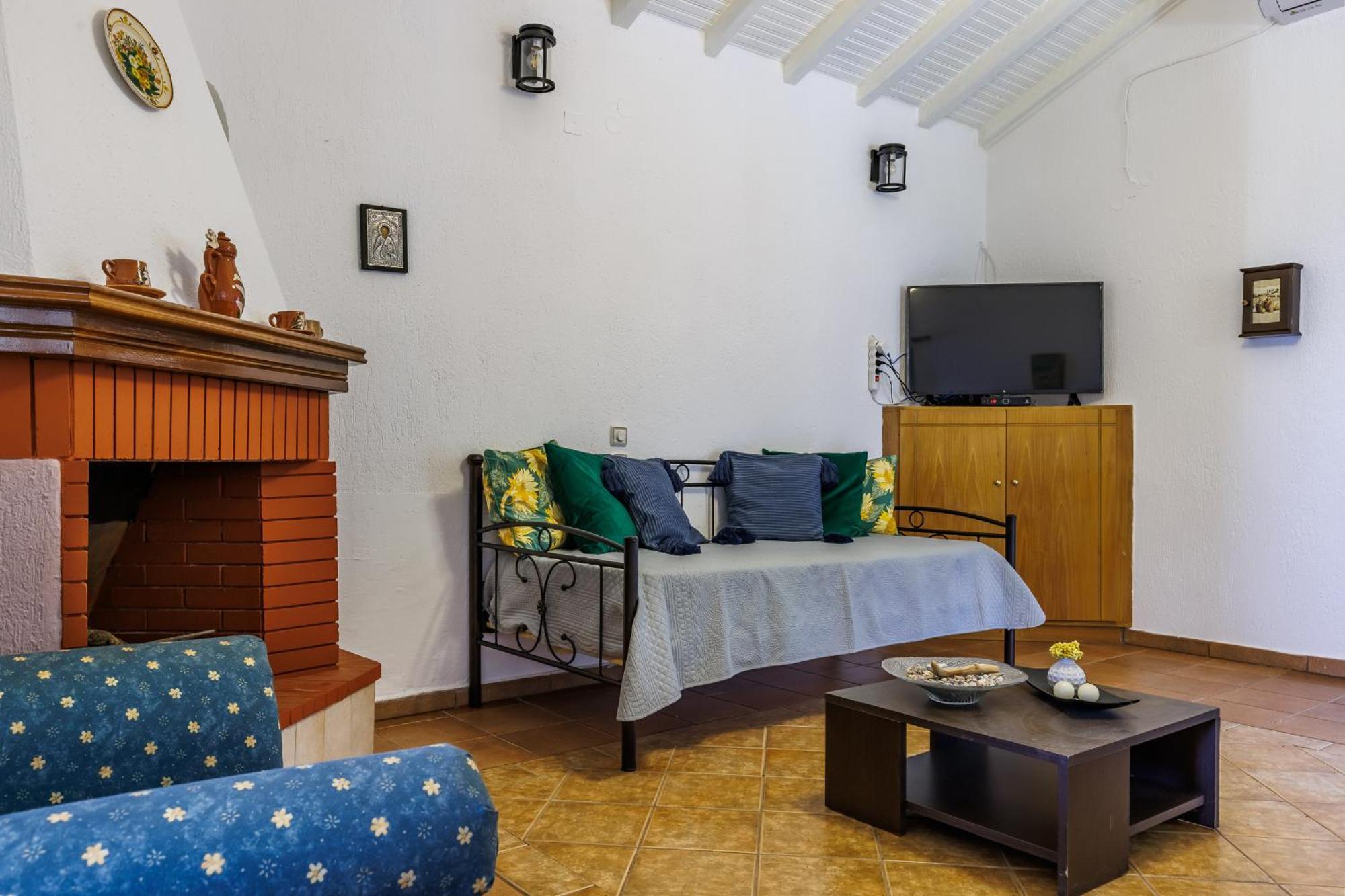Nerissa Cottage - Skopelos Glossa Atheato Eksteriør bilde