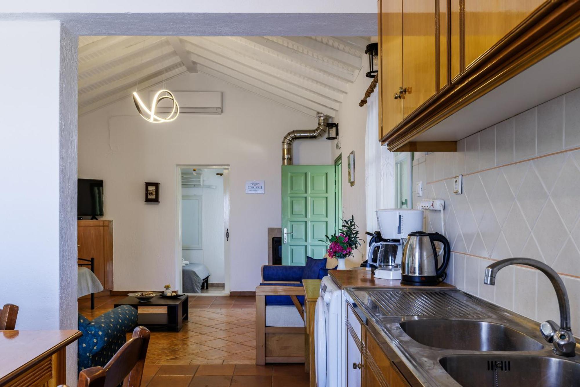 Nerissa Cottage - Skopelos Glossa Atheato Eksteriør bilde