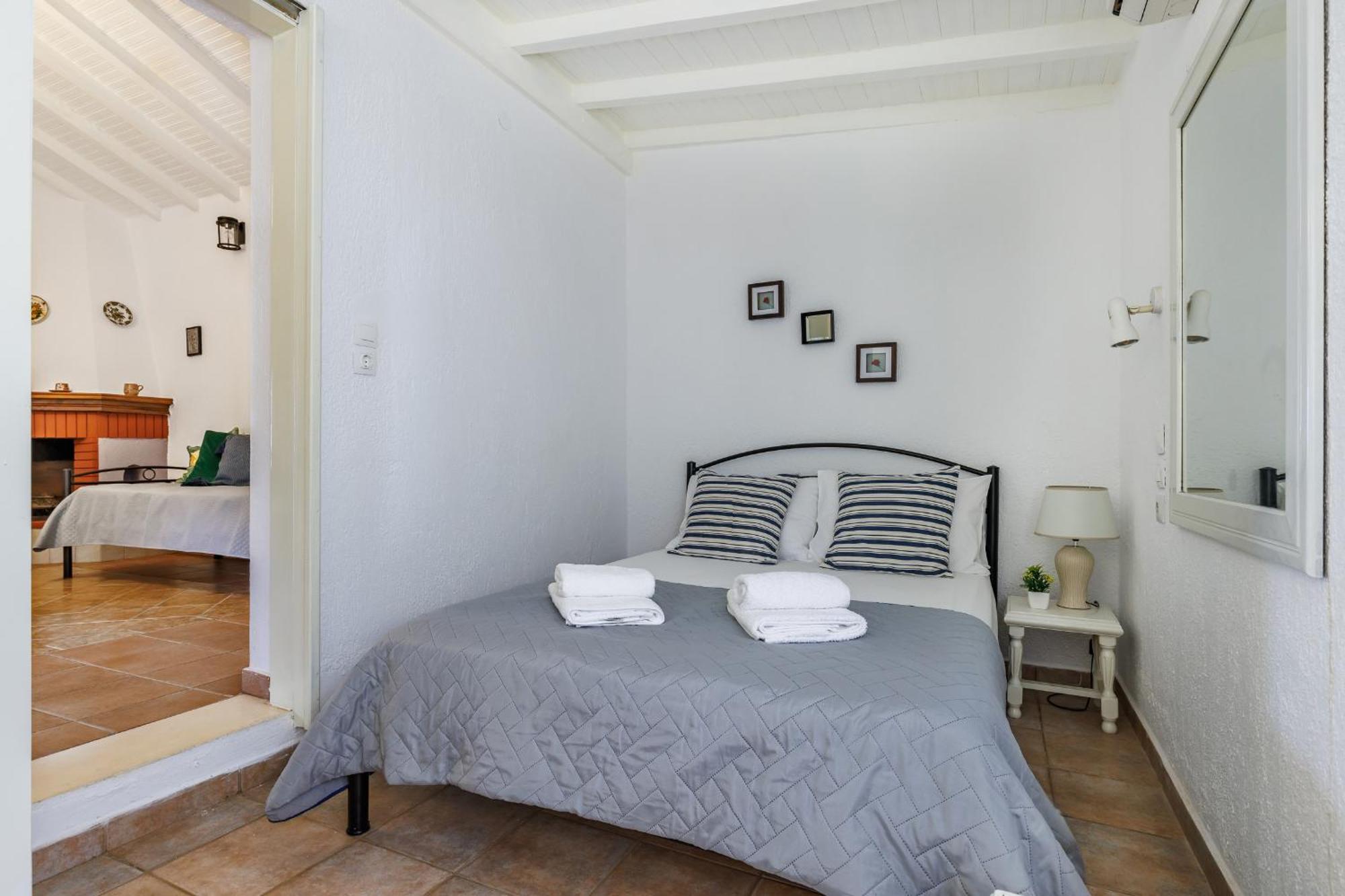 Nerissa Cottage - Skopelos Glossa Atheato Eksteriør bilde